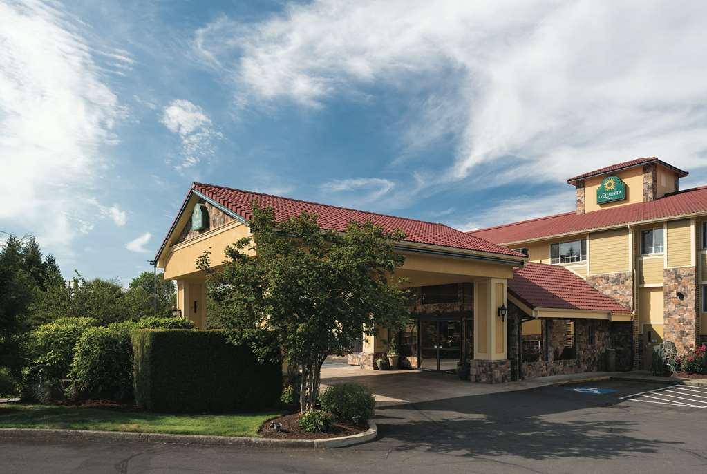 Best Western Plus Parkway Inn Wilsonville Exterior foto