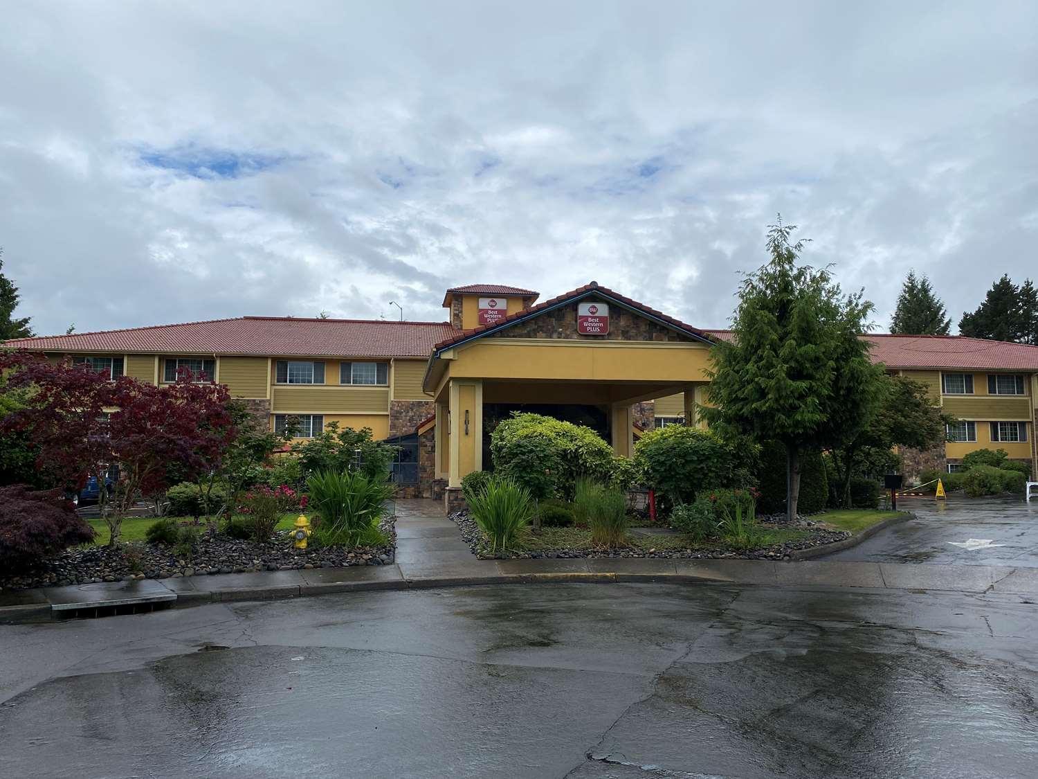 Best Western Plus Parkway Inn Wilsonville Exterior foto